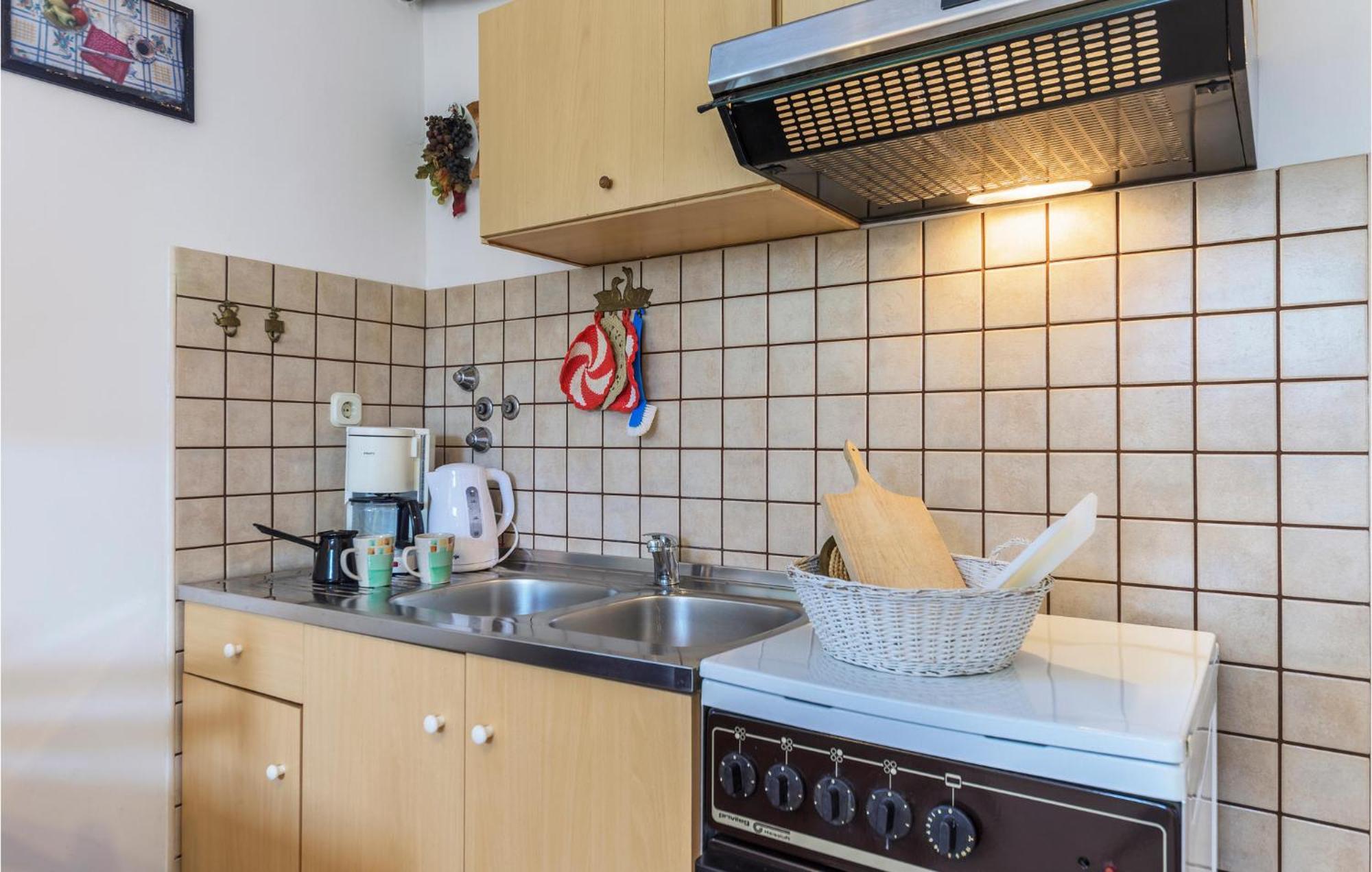 Gorgeous Apartment In Pula With Wifi 외부 사진
